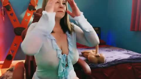 Snapshot of _our_dirty_little_secret chatting on 02.23.25 our dirty little secret online show from 02.23.25