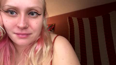 _peaceoutgirlscout_ online show from 10.13.25