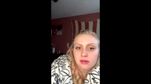 _peaceoutgirlscout_ online show from 11.26.25