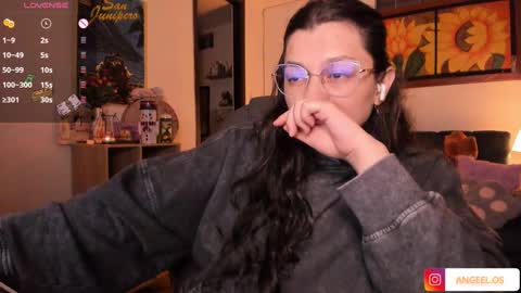 violeta ig  online show from 12.10.24