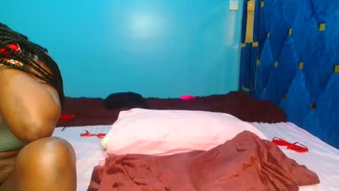 Snapshot of _peach_p chatting on 03.03.25 Peach online show from 03.03.25