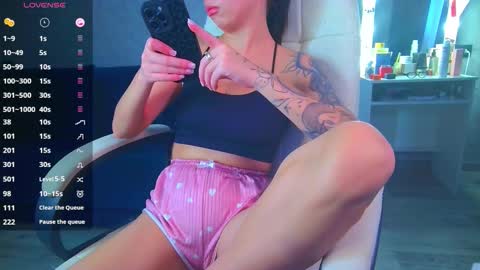 Ilona online show from 10.30.25