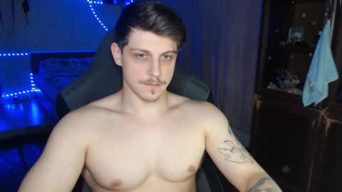 Snapshot of _purrari chatting on 12.11.24 Vampire online show from 12.11.24