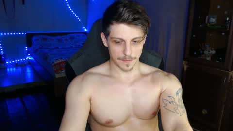 Snapshot of _purrari chatting on 12.21.24 Vampire online show from 12.21.24