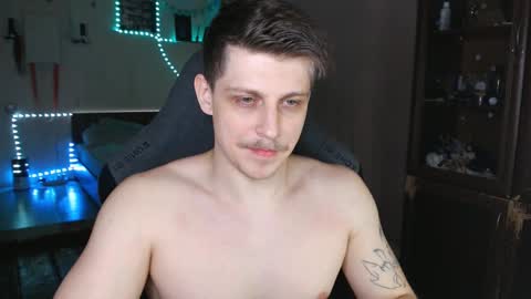 Snapshot of _purrari chatting on 03.10.25 Vampire online show from 03.10.25