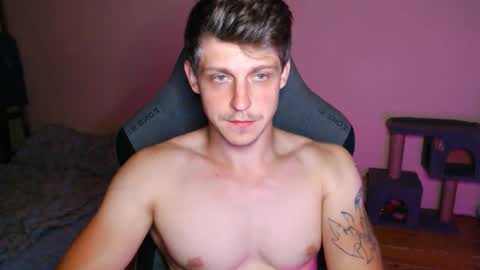 Snapshot of _purrari chatting on 09.12.25 Vampire online show from 09.12.25