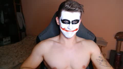 Snapshot of _purrari chatting on 10.26.25 Vampire online show from 10.26.25