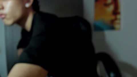 Snapshot of _realwav chatting on 12.21.25 wav online show from 12.21.25