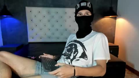 Snapshot of _realwav chatting on 01.17.26 wav online show from 01.17.26