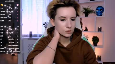 Snapshot of _rein_ramm chatting on 05.15.26 Rein online show from 05.15.26