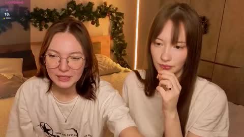 Snapshot of _reverse_gang_ chatting on 12.02.25 LISSAPVT IS OPEN online show from 12.02.25