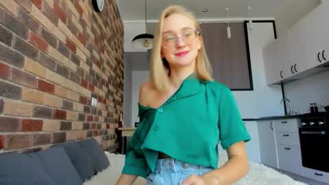 Snapshot of _ruby_kim chatting on 09.12.25 Ruby online show from 09.12.25