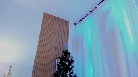 Sam   --- next stream 1 dic  food and vino show . online show from 12.13.24