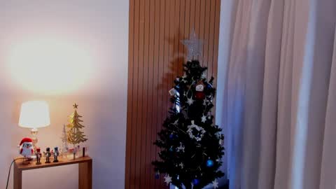 Sam   --- next stream 1 dic  food and vino show . online show from 12.14.24