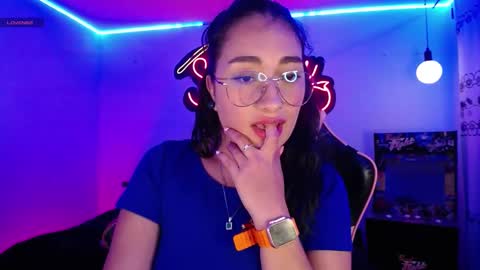  SantaLove  online show from 01.30.25