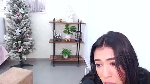 Sassy Girl online show from 12.11.24