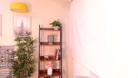 Sassy Girl online show from 02.12.25