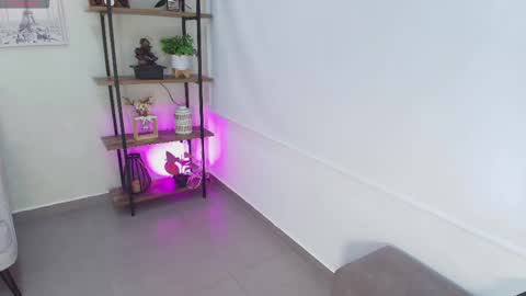 Sassy Girl online show from 04.14.26