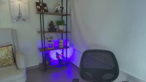 Sassy Girl online show from 04.16.26