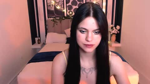 _scarlettlee_ online show from 05.13.26