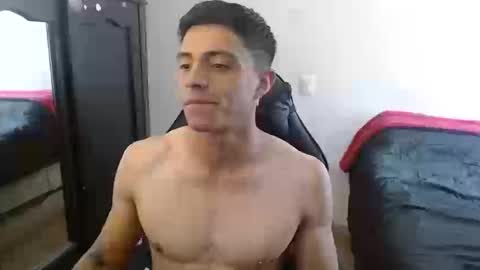 Snapshot of _schnnneider_ chatting on 09.19.25 SCHNEIDER online show from 09.19.25