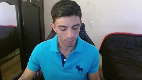 Snapshot of _schnnneider_ chatting on 09.23.25 SCHNEIDER online show from 09.23.25