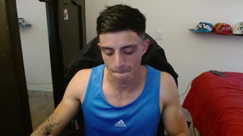 Snapshot of _schnnneider_ chatting on 11.22.25 SCHNEIDER online show from 11.22.25