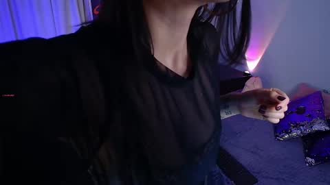 Laura online show from 02.10.26