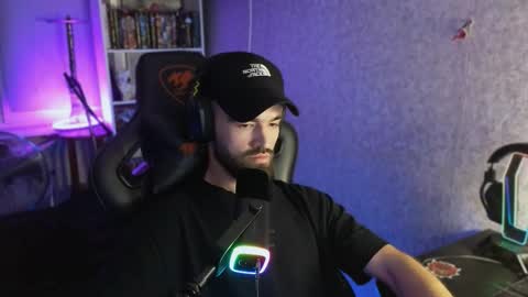 Snapshot of _serious_man chatting on 09.09.25 Ask me online show from 09.09.25