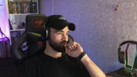 Snapshot of _serious_man chatting on 09.21.25 Ask me online show from 09.21.25