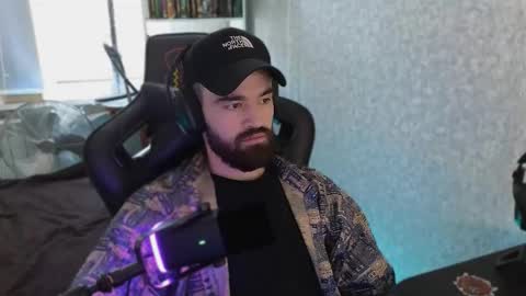 Snapshot of _serious_man chatting on 09.30.25 Ask me online show from 09.30.25