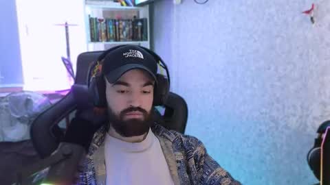 Snapshot of _serious_man chatting on 10.02.25 Ask me online show from 10.02.25