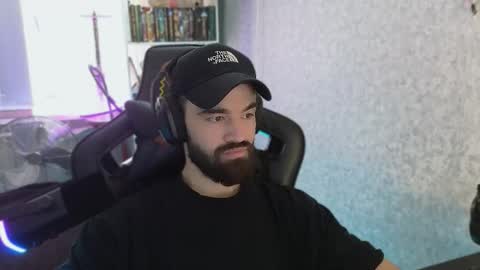 Snapshot of _serious_man chatting on 10.04.25 Ask me online show from 10.04.25