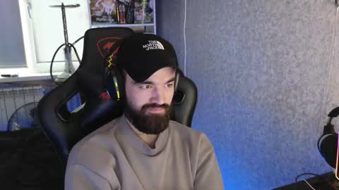 Snapshot of _serious_man chatting on 11.13.25 Ask me online show from 11.13.25