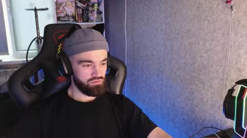 Snapshot of _serious_man chatting on 11.17.25 Ask me online show from 11.17.25