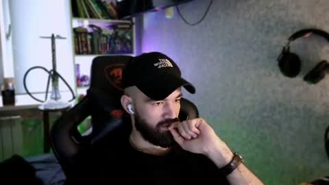 Snapshot of _serious_man chatting on 06.19.26 Ask me online show from 06.19.26