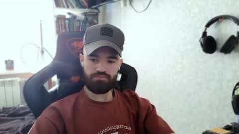 Snapshot of _serious_man chatting on 06.20.26 Ask me online show from 06.20.26