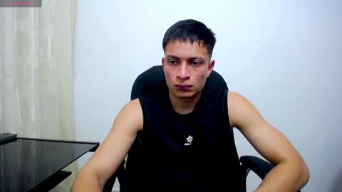 Juan Pablo-independent model online show from 02.04.25