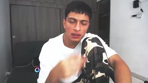 Juan Pablo-independent model online show from 03.10.26