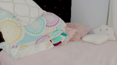 Snapshot of _sexyalexa chatting on 11.04.25 Alexa online show from 11.04.25