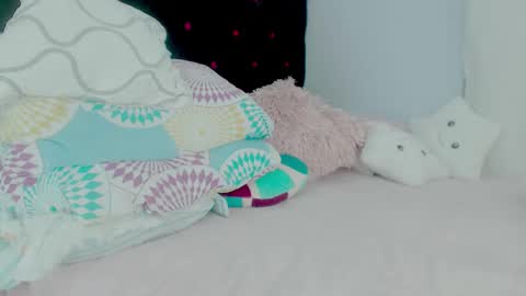 Snapshot of _sexyalexa chatting on 11.25.25 Alexa online show from 11.25.25