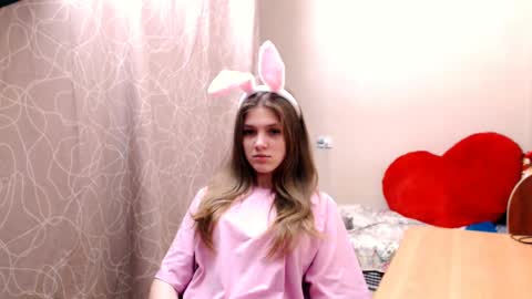 Mari online show from 01.11.25
