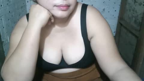 Snapshot of _simply_mama chatting on 02.27.26 _simply_mama online show from 02.27.26