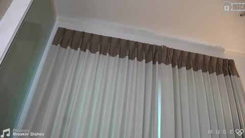 Marinette online show from 01.02.25