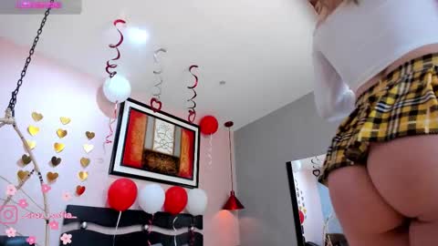    640  200   online show from 02.15.26