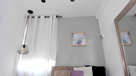    640  200   online show from 05.31.26