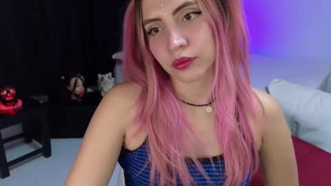 Snapshot of _sofiapink chatting on 02.12.25 Sofia online show from 02.12.25