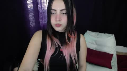 Snapshot of _sofiapink chatting on 05.14.26 Sofia online show from 05.14.26