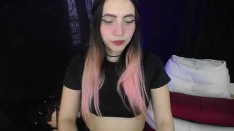 Snapshot of _sofiapink chatting on 05.23.26 Sofia online show from 05.23.26