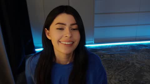 Sophy online show from 01.04.25